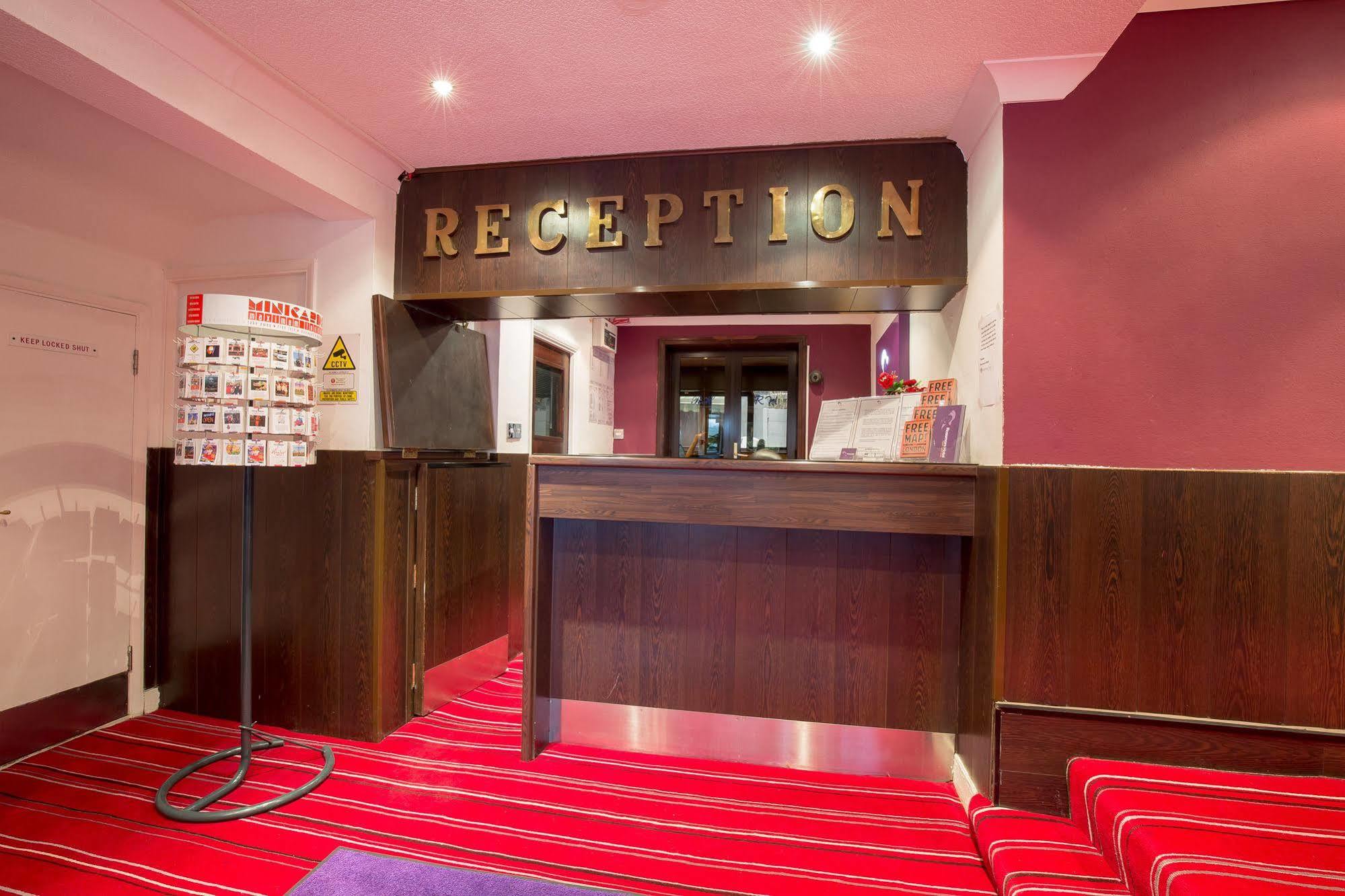 Rossmore Hotel Ілфорд Екстер'єр фото